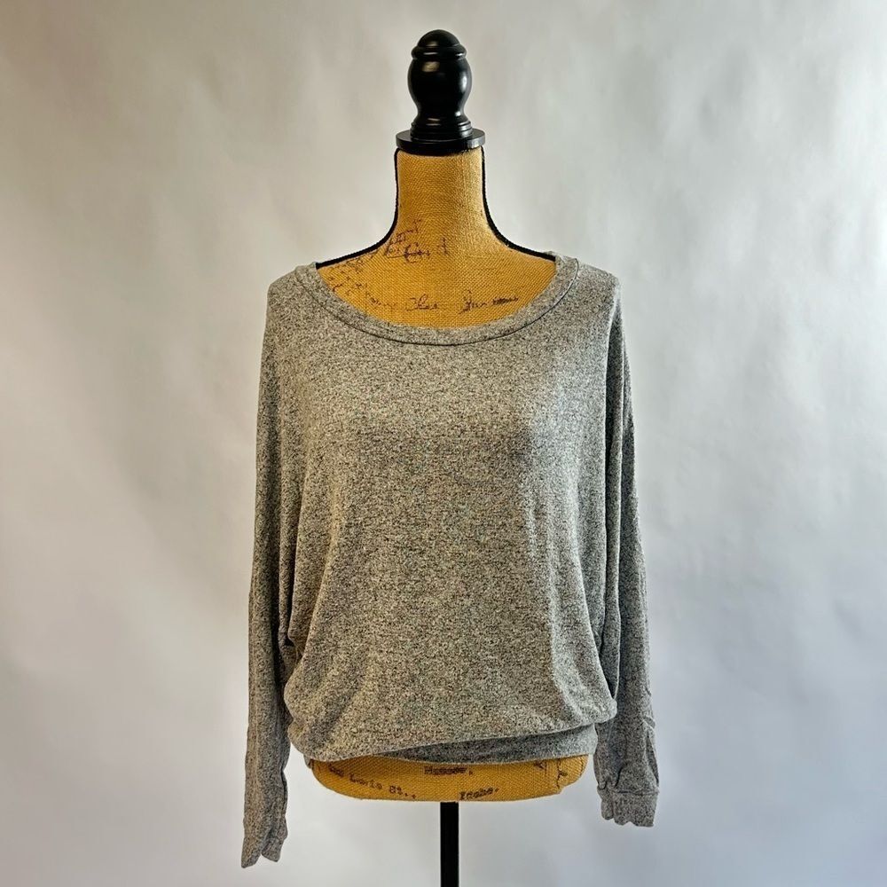 Enti clothing gray tunic-style sweater, soft knit SM, cozy, oversized fit